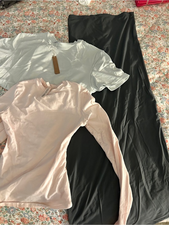 SKIMS Tops - SKIMS Crewneck Tops and maxi skirt/dress never worn